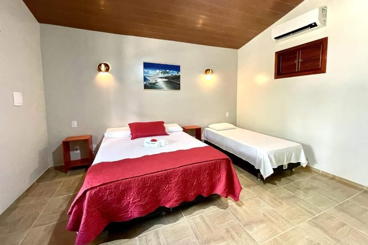 1 bedroom, free WiFi, bed sheets