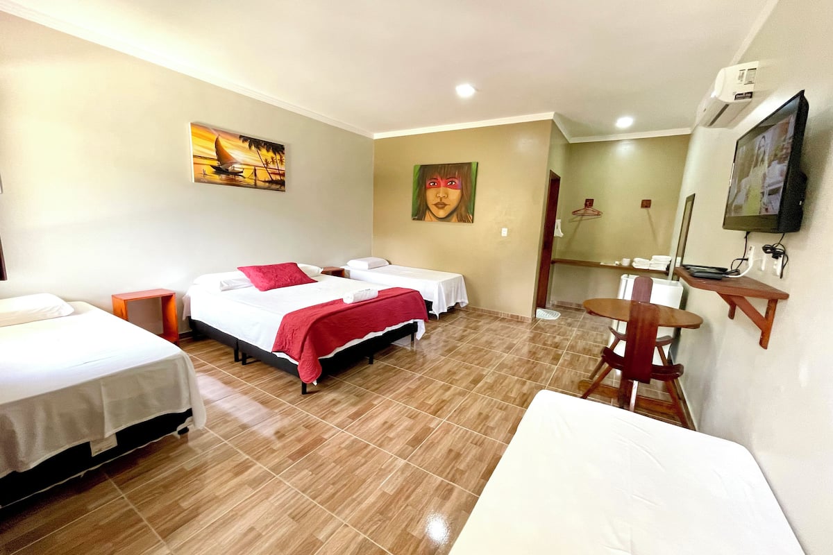 Family Room | 1 bedroom, free WiFi, bed sheets