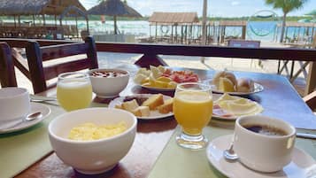 Petit déjeuner préparé à la commande compris tous les jours