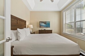 4 bedrooms, iron/ironing board, free WiFi, bed sheets - Homestead Laurel: Private Pool, Water Park, Golf View, Near Disney (Kissimmee)