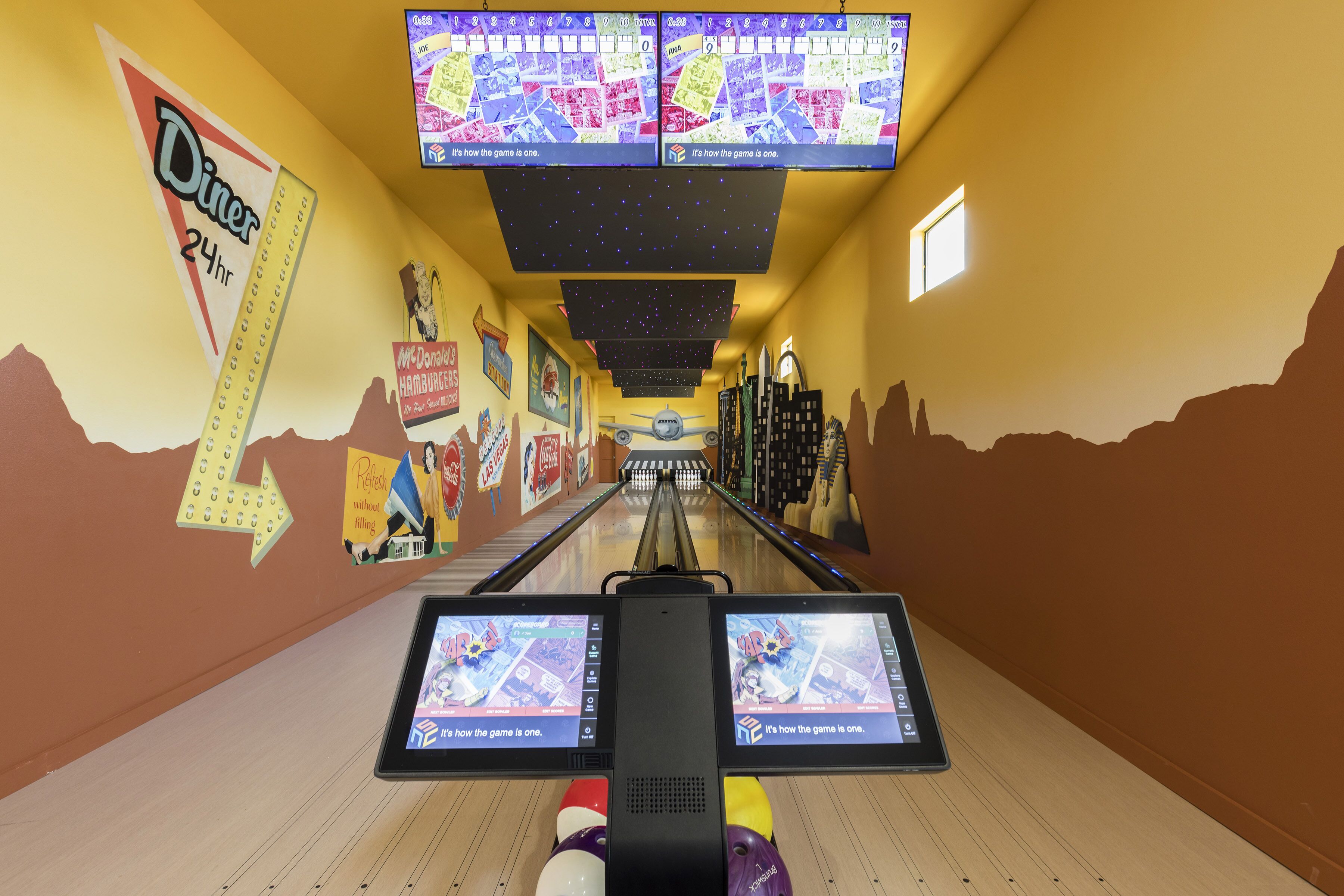 Eagle Cove - Private Pool, Sports Court, Sauna, Game Room, Theater, Bowling Alley, Gym, Themed Rooms