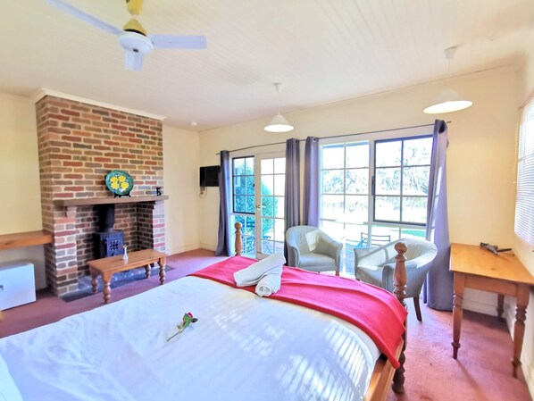 1 bedroom, iron/ironing board, WiFi, bed sheets