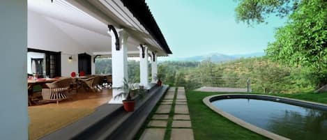 Heritage Bungalow | In-room dining