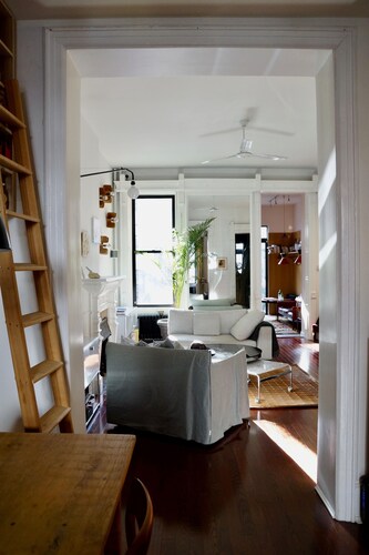 Manhattan, Harlem private house.