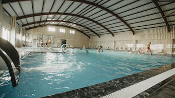 4 indoor pools
