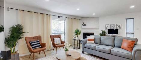 TV, fireplace, offices