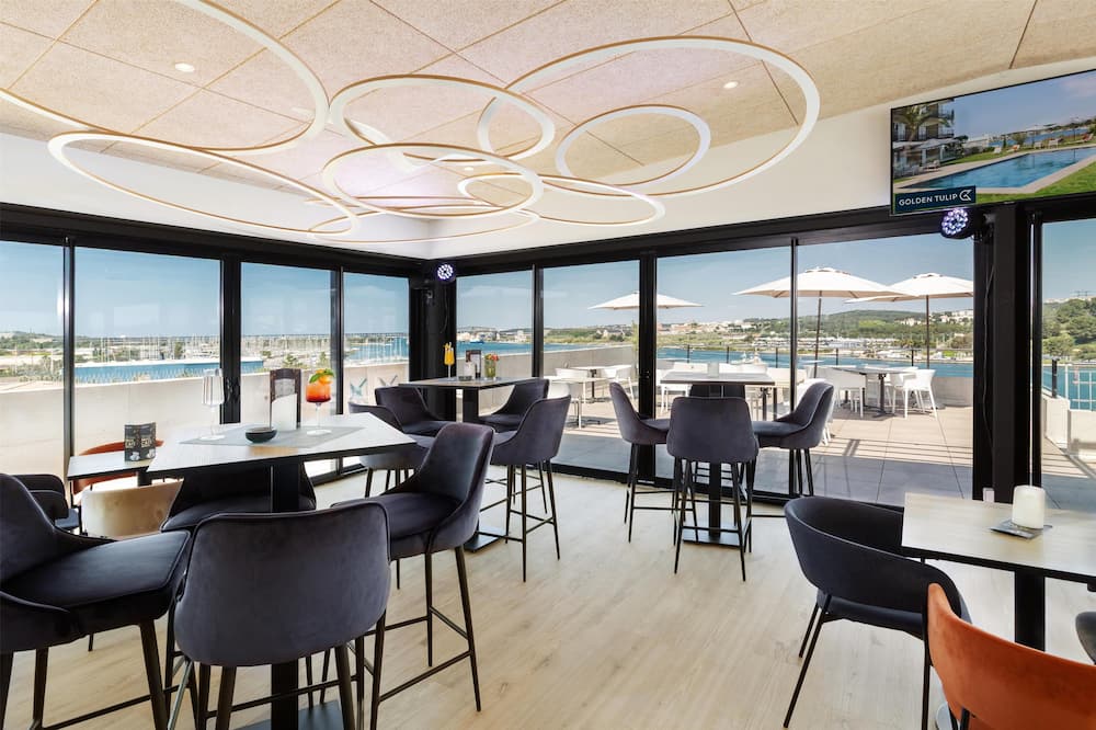 Golden Tulip Martigues Provence