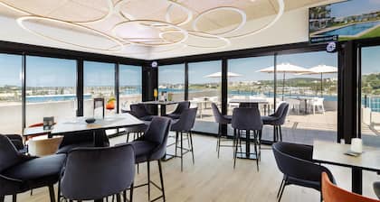 Golden Tulip Martigues Provence