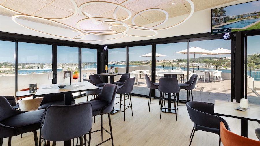 Golden Tulip Martigues Provence