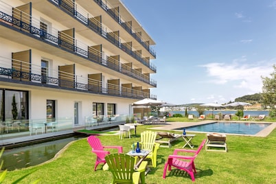 Golden Tulip Martigues Provence
