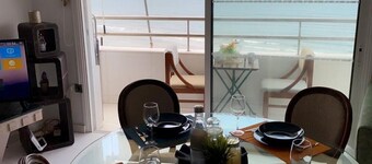 Larnaca Seaview Rooms