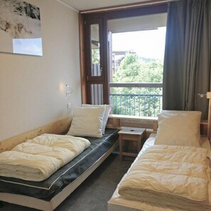 1 室のベッドルーム、WiFi