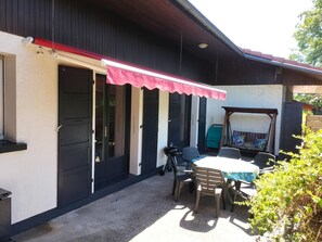 Outdoor dining - Quiet house (Marin)