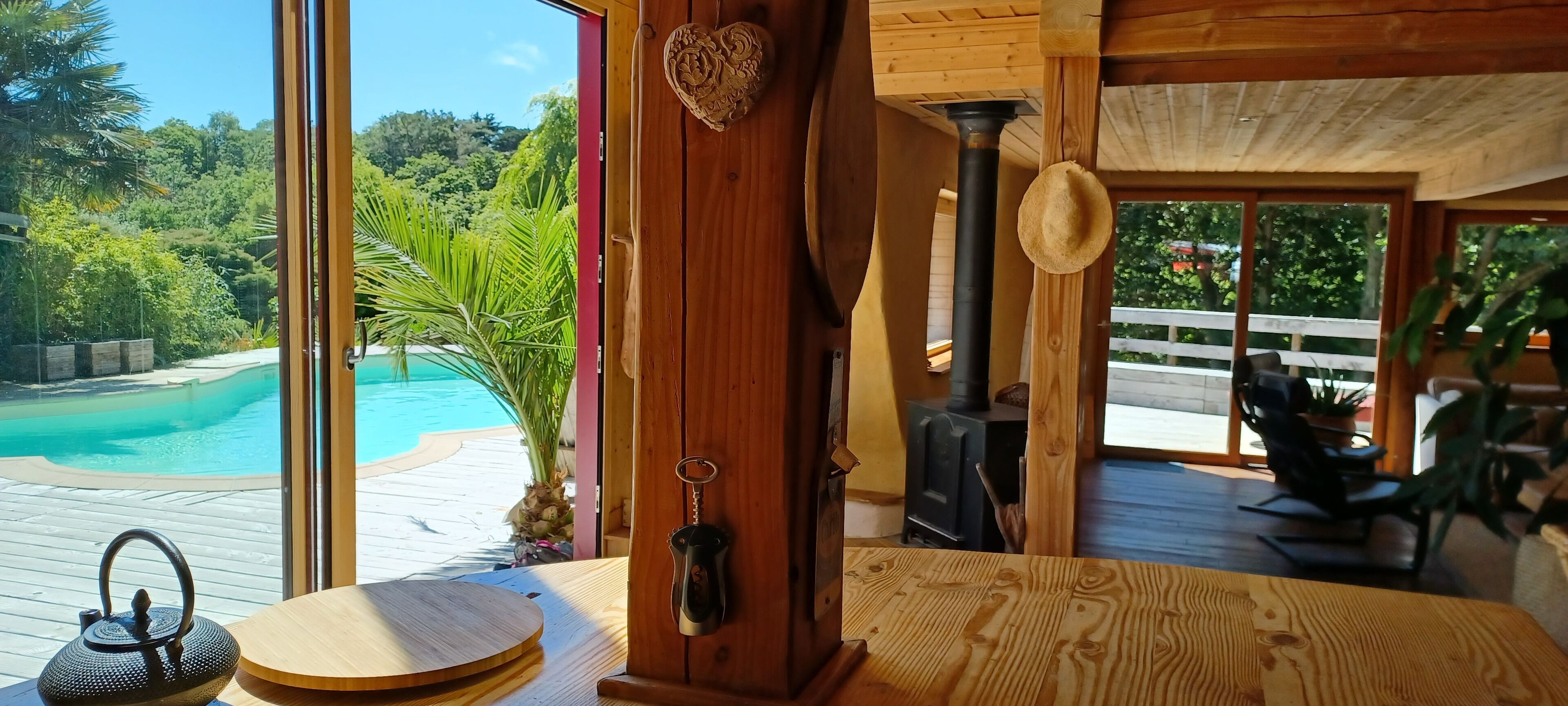 5 chambres, fer et planche à repasser, lit parapluie, Wi-Fi gratuit