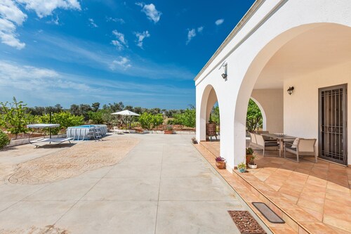 Villa Cucunci by BarbarHouse