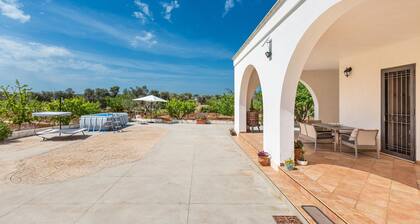 Villa Cucunci by BarbarHouse