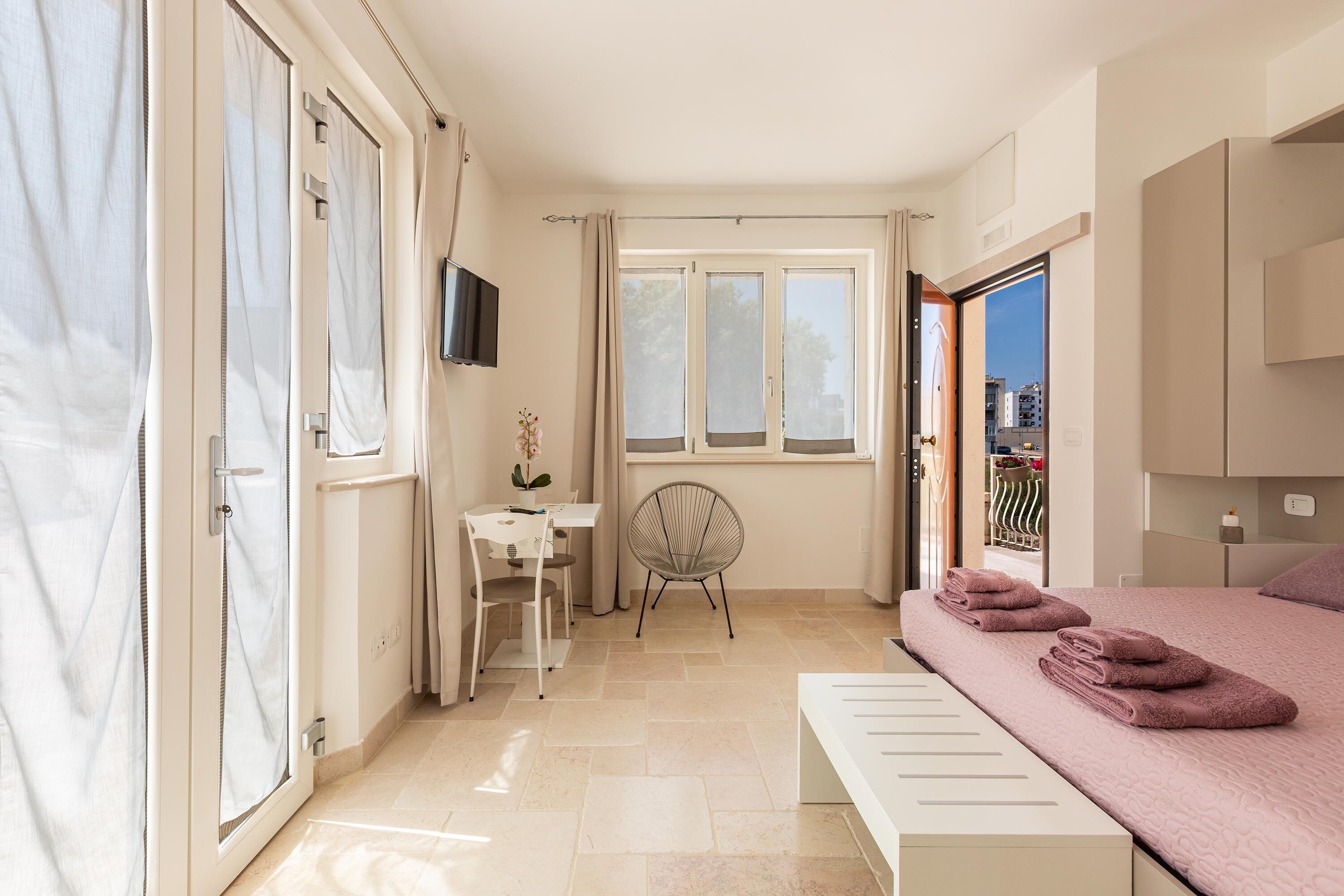 4 chambres, fer et planche à repasser, accès Internet, draps fournis