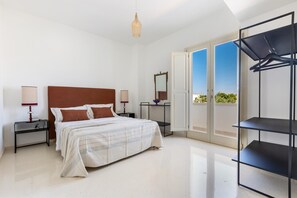 8 Schlafzimmer, Bügeleisen/Bügelbrett, Internetzugang, Bettwäsche