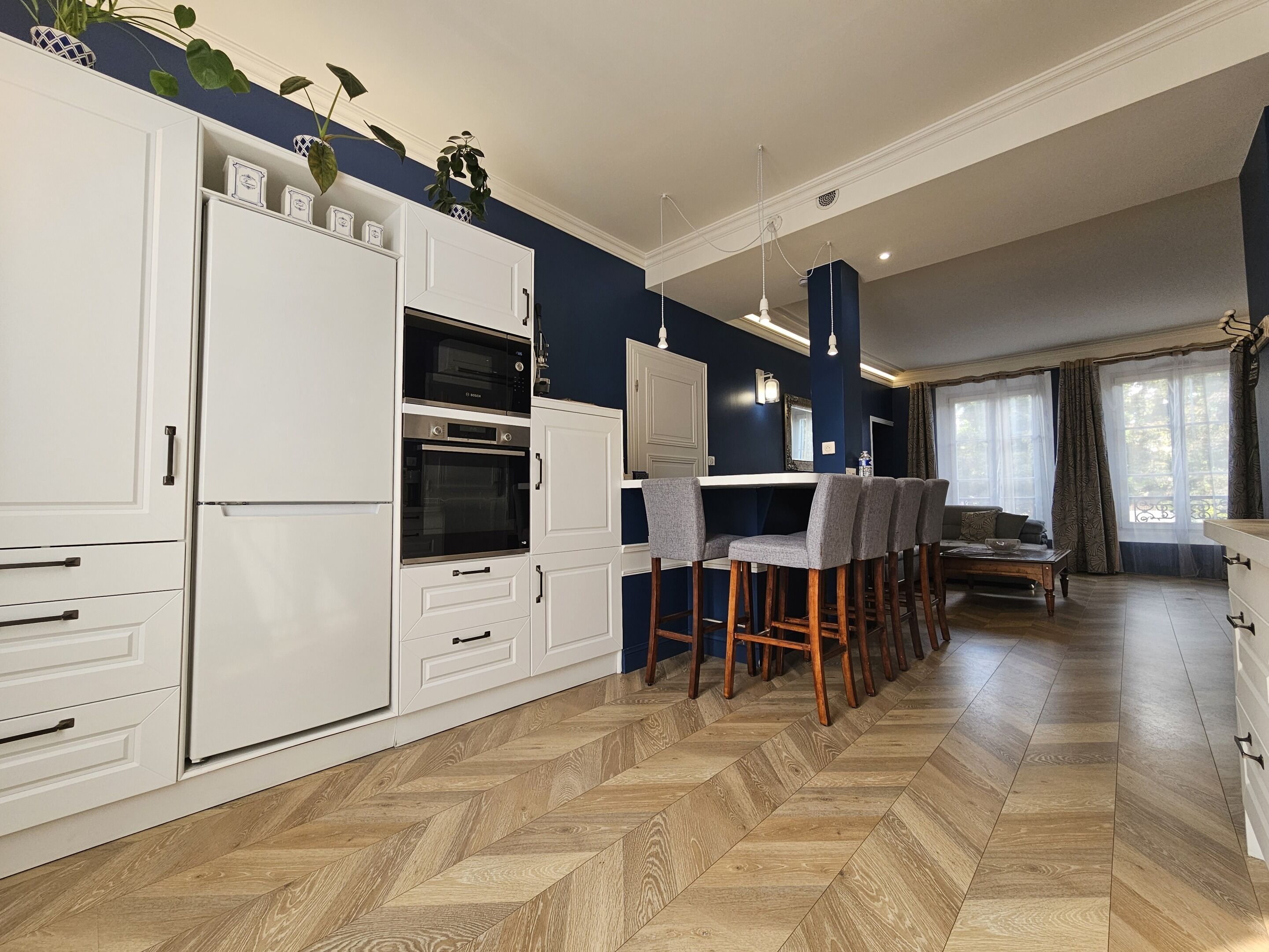 Refrigerador, microondas, horno y lavavajillas 