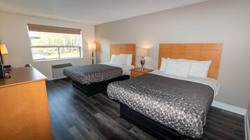 Standard Double Room | Desk, blackout drapes, free WiFi, bed sheets