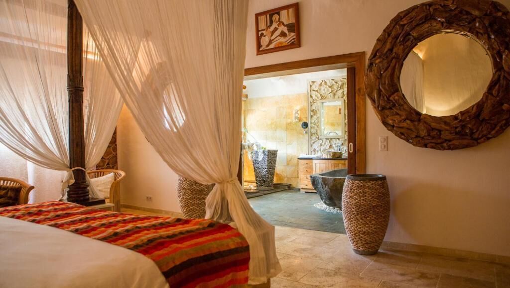 客房内保险箱、免费 WiFi、床单