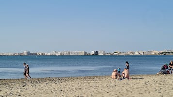 Vlak bij het strand