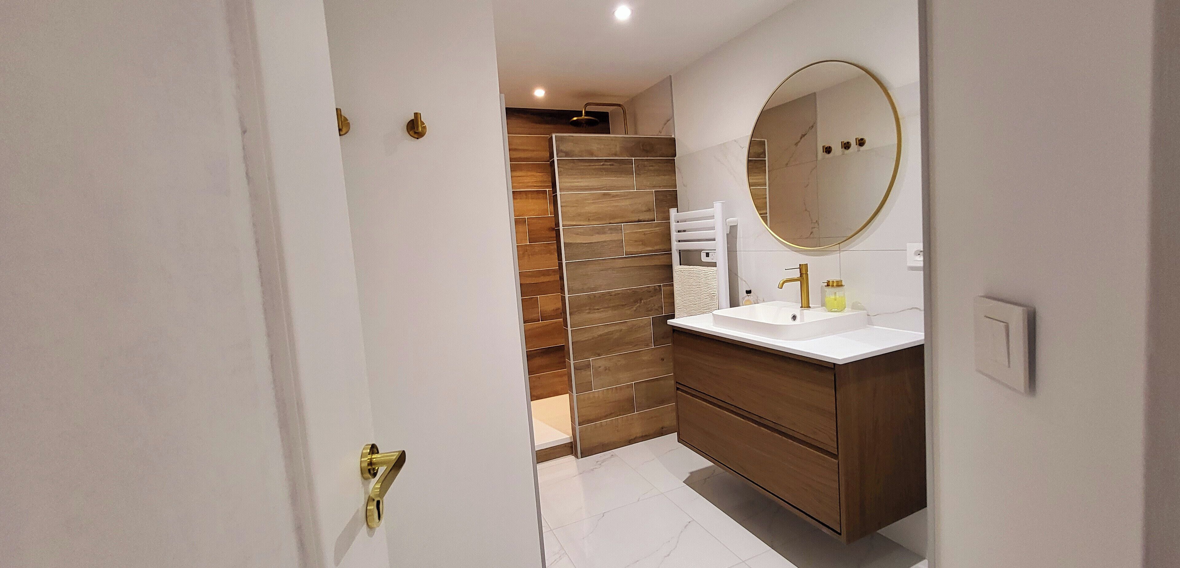 Shower, hair dryer