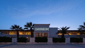 Unclassified image, 3 of 102, button - Oassium Hotel at Estival Park (Vila-Seca)
