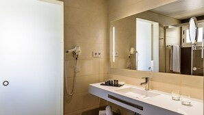 Unclassified image, 5 of 92, button - Oassium Hotel at Estival Park (Vila-Seca)
