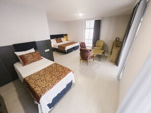 Free WiFi, bed sheets