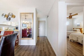 Iron/ironing board, WiFi, bed sheets - Emerald Oasis w/ Gulf Views, Pools, Hot Tubs (Destin)