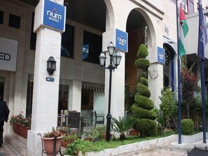 Exterior - Al Waleed Hotel (Amman)