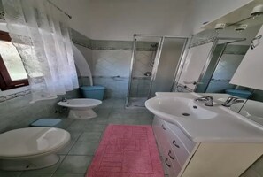 Dusche, Bidet