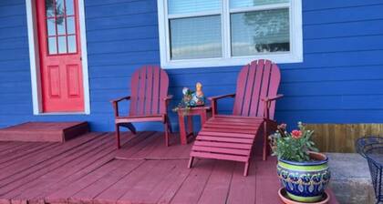 Quiet cottage on the water at Lake Livingston