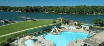 #118 Pointe - 1 Bedroom Lakefront Condo at Mariners SML