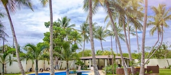 Modern peaceful 4 bedroom villa with private pool