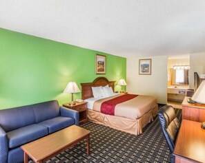 Room, 1 King Bed, Smoking | In-room safe, desk, iron/ironing board, free WiFi - Travelers Inn Douglas By OYO US-441 (Douglas)