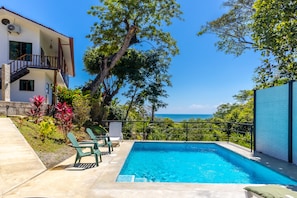 Alberca al aire libre