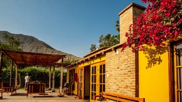 Bungalow exclusivo | Edredones de plumas, minibar, caja fuerte y wifi gratis