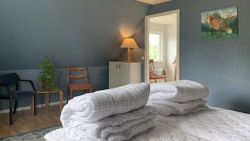 3 makuuhuonetta, silitysrauta/-lauta, vauvan matkasänky, ilmainen Wi-Fi