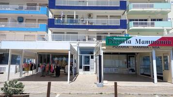 House | 2 bedrooms, WiFi