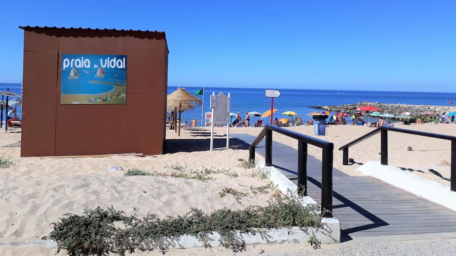 T2 M Praia 4E 80M Praia Wi-fi 6 Pessoas