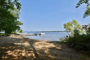 Beach nearby, sun loungers