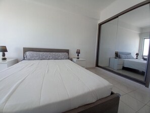 House | 2 bedrooms, iron/ironing board, WiFi