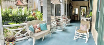 Old Powder House Inn