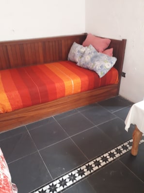 1 chambre, draps fournis