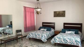 Kahden hengen superior-huone | Ilmainen Wi-Fi, vuodevaatteet, pääsy pyörätuolilla