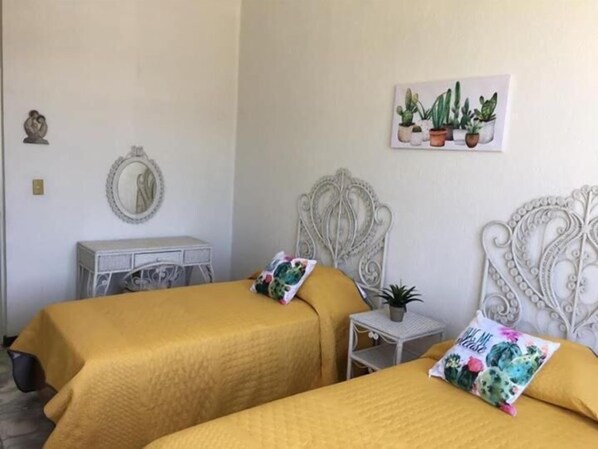 Deluxe Double Room | Free WiFi, bed sheets, wheelchair access - Antigua Casa Alameda Hotel Boutique (Aguascalientes)