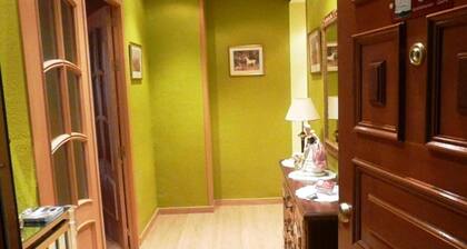 GUARA CASA CASTRO TOURIST APARTMENT, IN THE HEART OF SOMONTANO.