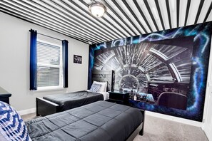 6 slaapkamers, een strijkplank/strijkijzer, gratis wifi, beddengoed